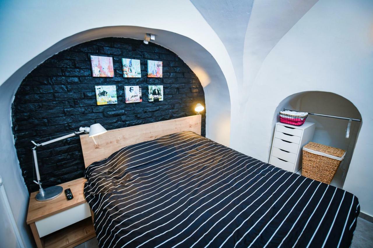 La Guta Studio Suite Йерусалим Екстериор снимка